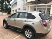 Cần bán Chevrolet Captiva sản xuất 2009, màu ghi vàng