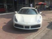 Bán Ferrari 488 GTB màu trắng, nội thất đỏ, giá hợp lý