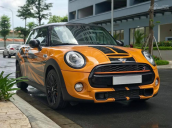 Cần bán xe Mini Cooper sản xuất năm 2014, màu vàng, xe nhập