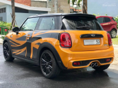 Cần bán xe Mini Cooper sản xuất năm 2014, màu vàng, xe nhập