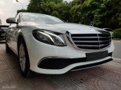 Bán Mercedes E200 Sx 2017, màu trắng, nội thất nâu, chạy 22.000km