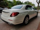 Bán Mercedes E200 Sx 2017, màu trắng, nội thất nâu, chạy 22.000km