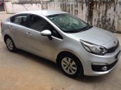 Cần bán xe Kia Rio 1.4MT đời 2016, màu bạc, nhập khẩu