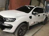 Cần bán gấp Ford Ranger Wildtrark đời 2017, màu trắng, giá tốt