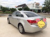 Cần bán Chevrolet Cruze năm sản xuất 2010, màu bạc số sàn