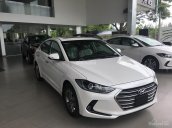 Bán Hyundai Elantra 2.0 AT, có sẵn, hỗ trợ vay đến 90%, với quà tặng cực hấp dẫn