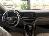 Bán Hyundai Elantra 2.0 AT, có sẵn, hỗ trợ vay đến 90%, với quà tặng cực hấp dẫn