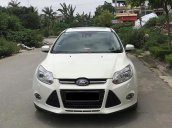 Bán Ford Focus 2.0Titanium sản xuất năm 2014, màu trắng 