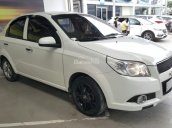 Bán Chevrolet Aveo LT 1.5MT màu trắng, sản xuất T12/2015 biển Sài Gòn 1 đời chủ