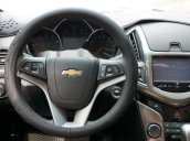 Bán ô tô Chevrolet Cruze LTZ đời 2017, màu trắng số tự động