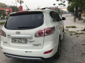 Bán Hyundai Santa Fe năm sản xuất 2011, màu trắng  