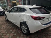 Bán Mazda 3 đời 2016, màu trắng