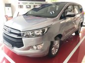 Bán xe Toyota Innova sản xuất 2018, màu bạc