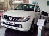 Bán Mitsubishi Triton 4x2 AT số tự động, sản xuất 2018, màu trắng, hỗ trợ vay 70% giá trị xe, liên hệ 0911.821.514