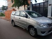 Cần bán lại xe Toyota Innova 2.0E đời 2013 