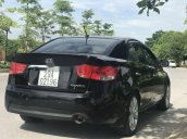 Cần bán Kia Cerato năm sản xuất 2011, màu đen 