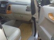 Cần bán gấp Toyota Innova G sản xuất năm 2011, màu bạc, giá tốt