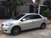 Cần bán Toyota Vios E 2014 số sàn, xe gia đình