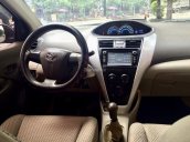 Cần bán Toyota Vios E 2014 số sàn, xe gia đình