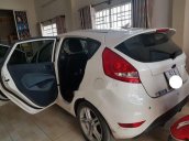 Bán Ford Fiesta 1.6AT đời 2012, màu trắng xe gia đình, giá chỉ 370 triệu