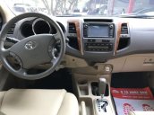 Bán xe Toyota Fortuner 2010, số tự động, giá rẻ 