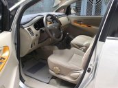 Cần bán lại xe Toyota Innova G 2.0 đời 2011, màu bạc