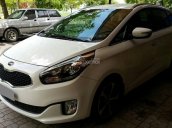 Cần tiền gấp bán Kia Rondo 2016 at trắng xe rất ít đi như mới