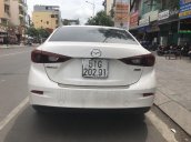 Bán Mazda 3 1.5AT màu trắng, sản xuất 2016 biển Sài Gòn