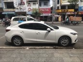 Bán Mazda 3 1.5AT màu trắng, sản xuất 2016 biển Sài Gòn