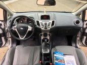 Cần bán xe Ford Fiesta đời 2013, màu bạc như mới