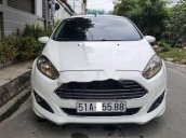 Bán xe Ford Fiesta năm sản xuất 2015, màu trắng 