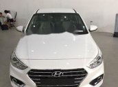 Cần bán xe Hyundai Accent đời 2018, màu trắng