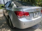 Bán Chevrolet Cruze LS 1.6 MT 2011, màu bạc chính chủ