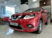 Bán xe Nissan X Trail 2.0 Sl Premium đời 2018, màu đỏ