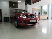 Bán xe Nissan X Trail 2.0 Sl Premium đời 2018, màu đỏ