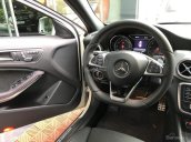 Bán Mercedes GLA 250, sản xuất năm 2017, chạy 6.500km