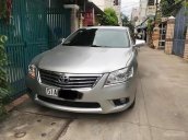 Bán xe Toyota Camry 2.4G đời 2010, màu bạc chính chủ, giá 672tr