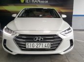 Bán Hyundai Elantra GLS 1.6MT màu trắng, số sàn, sản xuất cuối 2016, biển Sài Gòn lăn bánh 16.000km