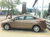 Bán Hyundai Accent 2018 số sàn, xe có sẵn