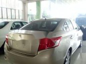 Cần bán gấp Toyota Vios năm sản xuất 2016, màu ghi vàng