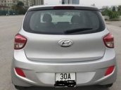 Cần bán xe Hyundai Grand i10 AT năm 2015, màu bạc 