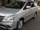 Bán xe Toyota Innova 2.0 E ĐK 2014, màu bạc 