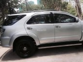 Cần bán lại xe Toyota Fortuner G sản xuất năm 2015, màu bạc 