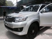 Cần bán lại xe Toyota Fortuner G sản xuất năm 2015, màu bạc 