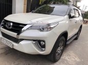 Bán Toyota Fortuner 2.7V 4x2 AT 2017, màu trắng, nhập khẩu  