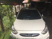 Bán xe Hyundai Accent năm 2012, màu trắng, xe nhập