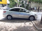 Cần bán gấp Toyota Vios E 2015, màu bạc còn mới