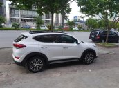 Bán Hyundai Tucson 2.0L 2016, màu trắng, nhập khẩu nguyên chiếc