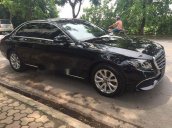 Bán xe Mercedes E200 đời 2017, màu đen