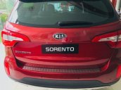 Cần bán xe Kia Sorento 2018, màu đỏ
